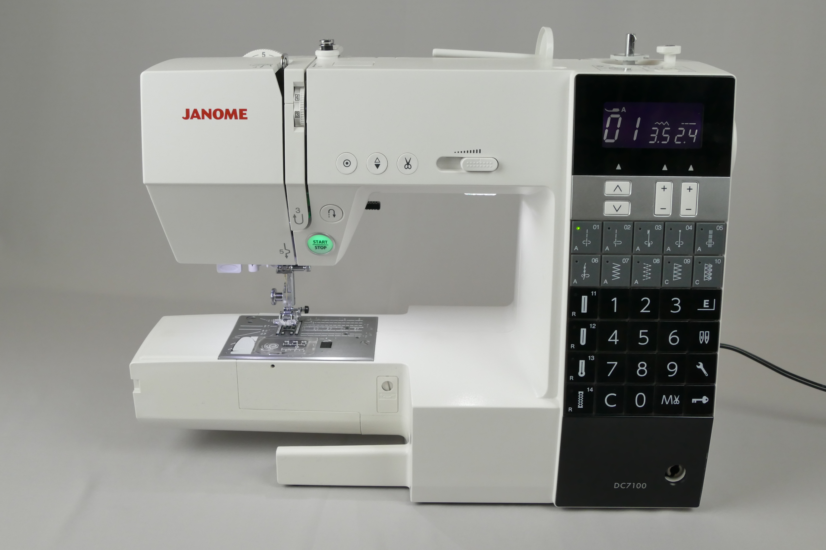 Janome DC7100